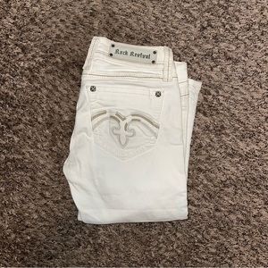 Rock revival capris size 30
In excellent condition
